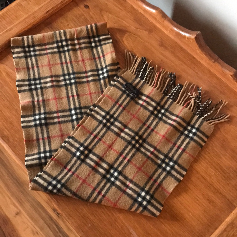 Burberry cashmere scarf
